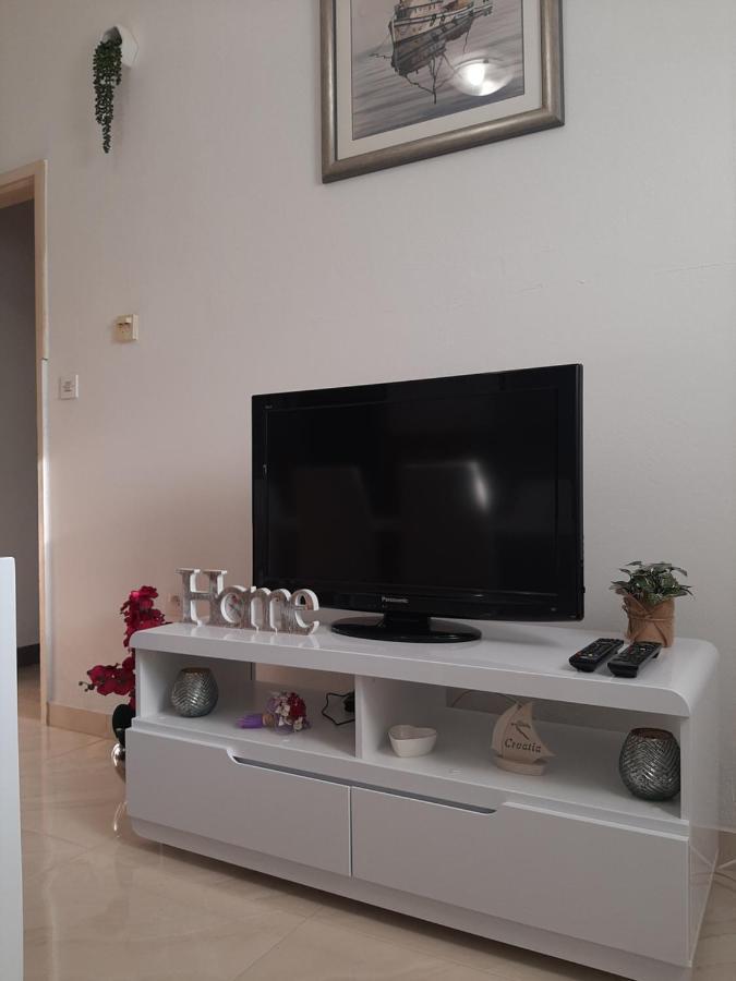 Giovanna - Spacious Lovely Apartment Супетар Екстериор снимка